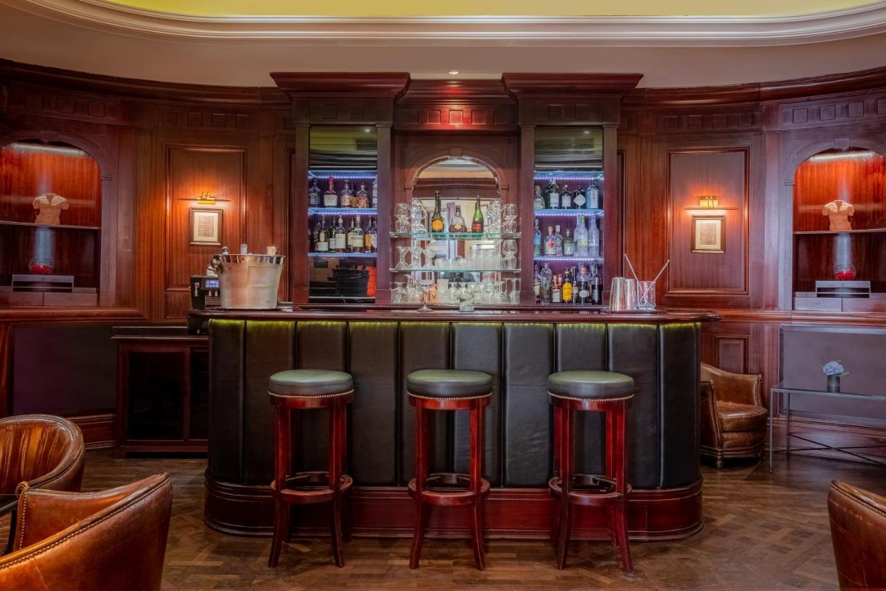 Hotel Pont Royal Párizs Kültér fotó The bar at the 1900