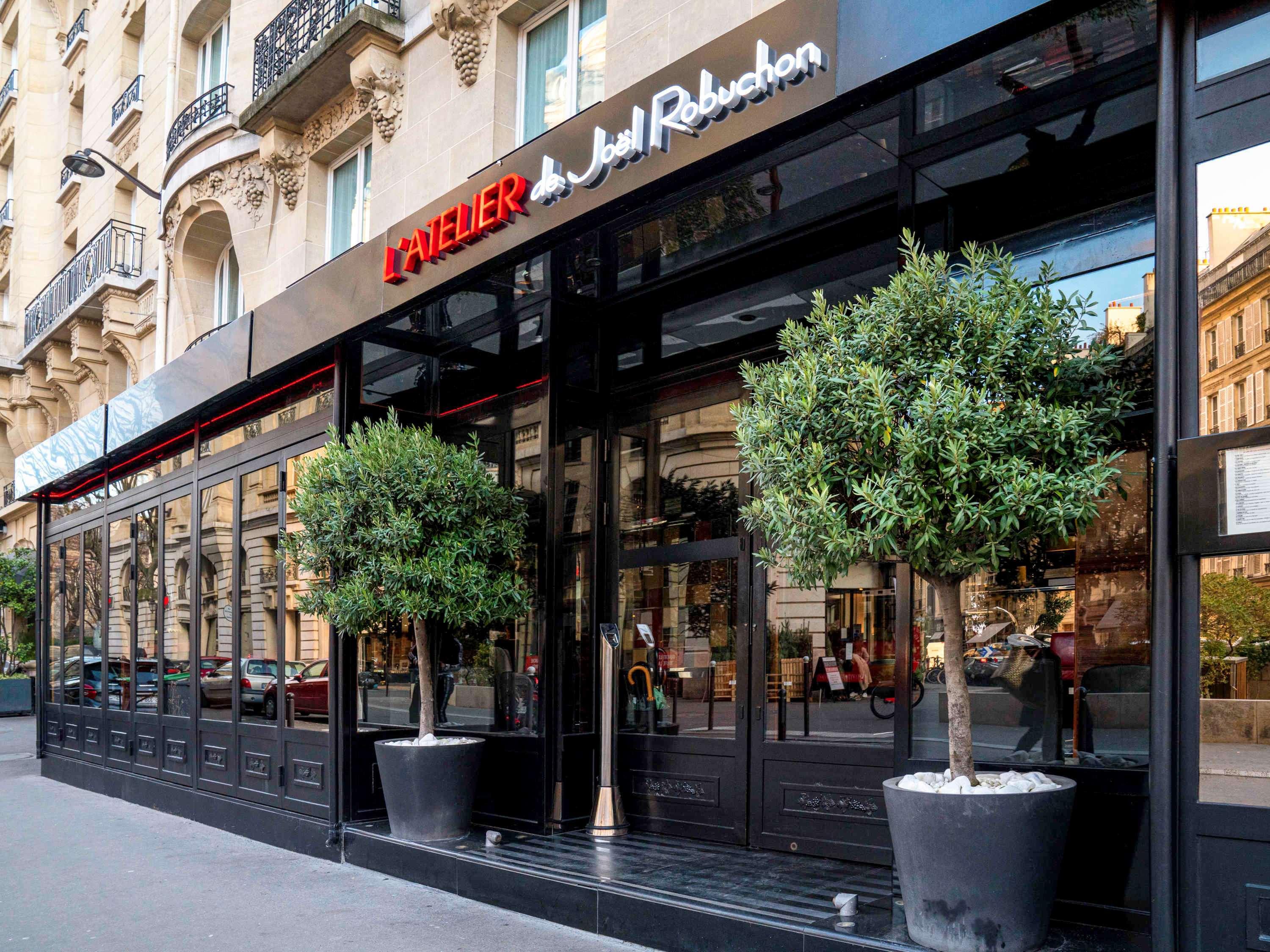 Hotel Pont Royal Párizs Kültér fotó Paul restaurant in Paris